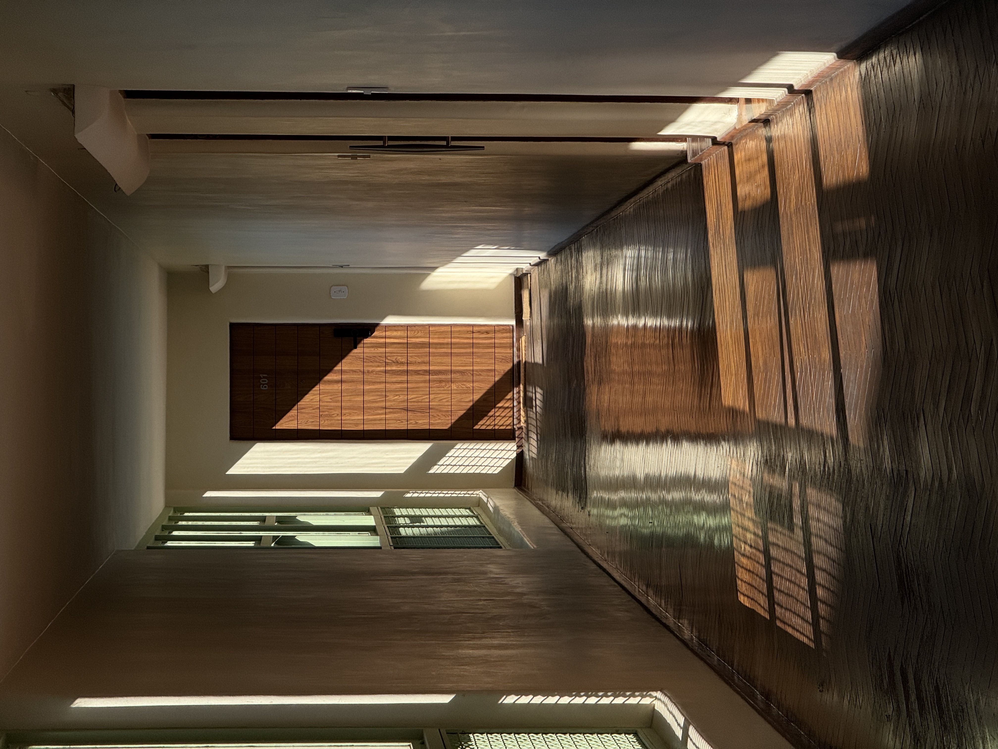 Couloir d'une belle maison — Abri Immobilier